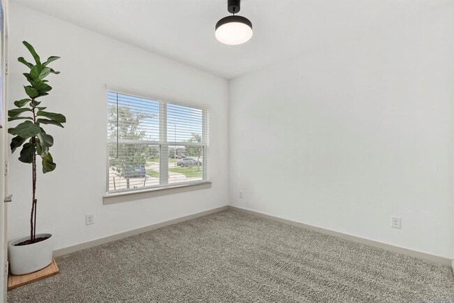 Building Photo - 29627 Ella Larchmont Ct