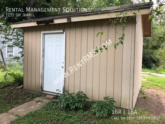 Building Photo - *NEAR WASHBURN UNIVERSITY* 1235 SW Jewell-...