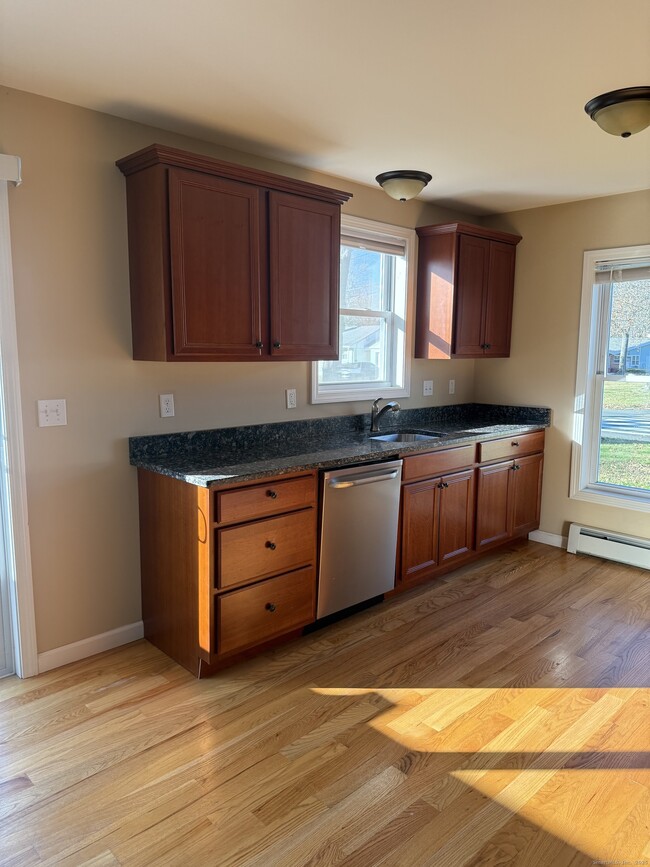 Building Photo - 49 Franklin St