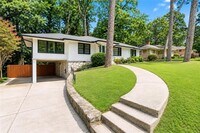 Building Photo - 3250 Wynn Dr