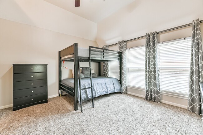 Building Photo - 11642 Cypresswood Dr