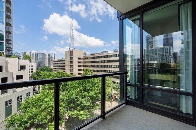 Building Photo - 867 Peachtree St NE