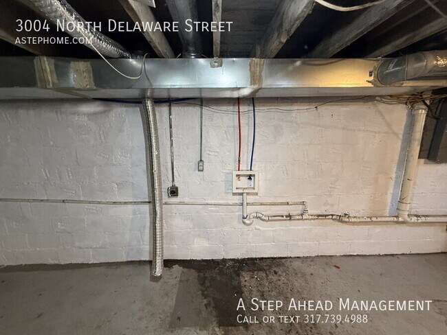 Building Photo - 3004 N Delaware St