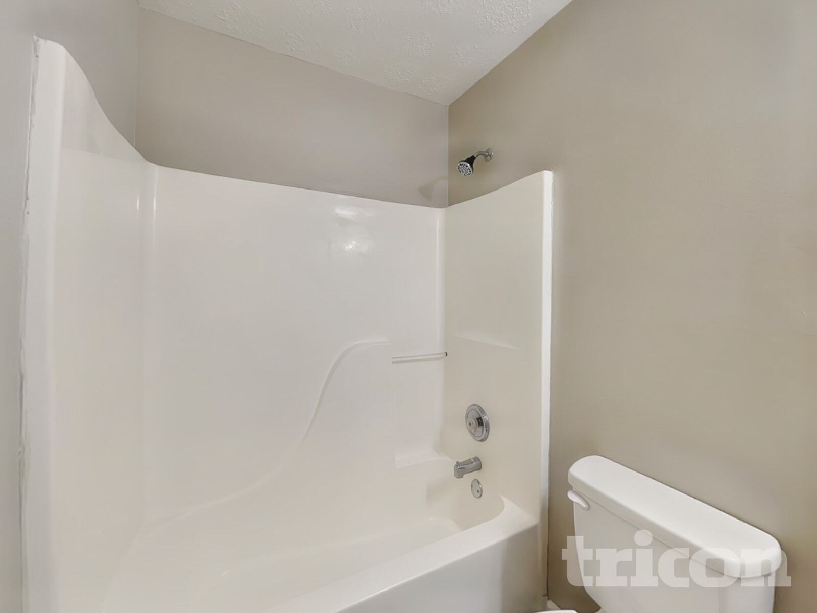 Building Photo - 266 Summer Hill Cir