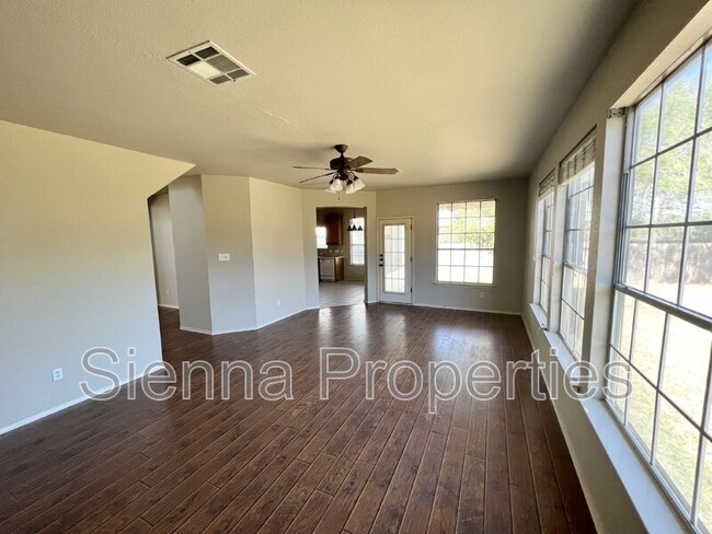 Building Photo - 8917 Whiteworth Loop