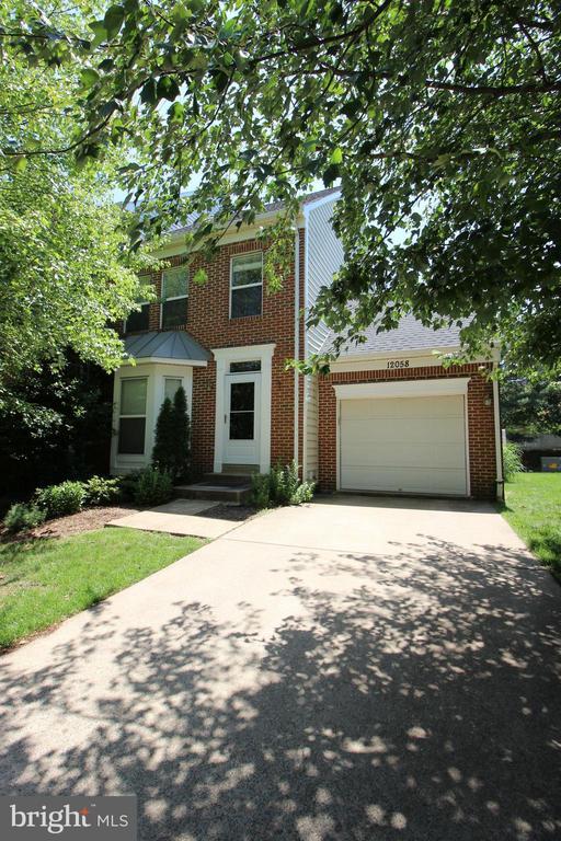 Primary Photo - 12058 Edgemere Cir