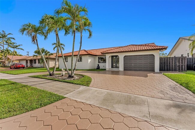 Building Photo - 1417 SW 139th Ave