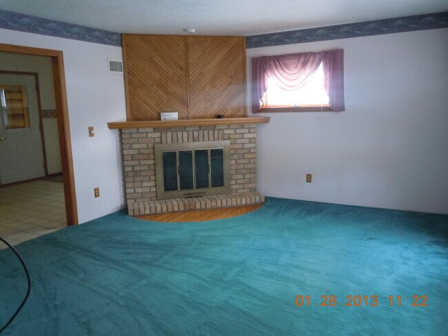 Building Photo - 2000 4th St NW