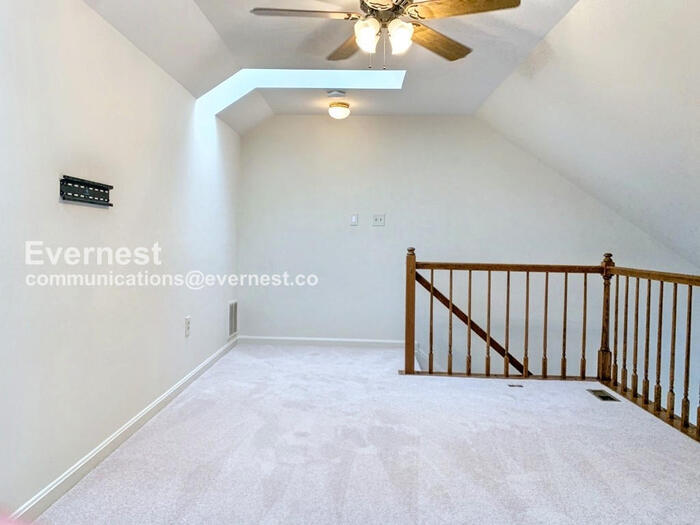 Building Photo - 7386 Hidden Knolls Ct