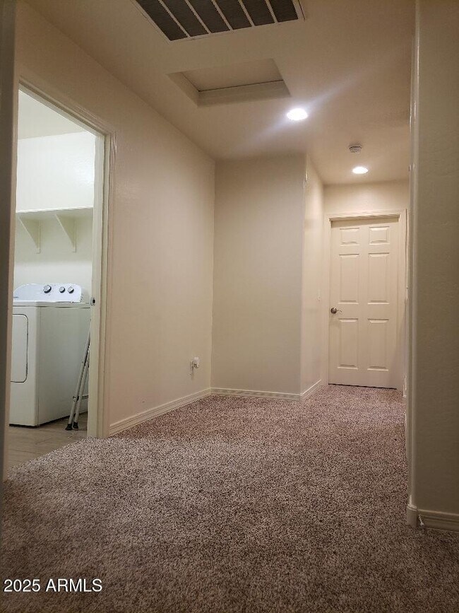 Building Photo - 5750 W Raymond St