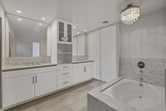 Building Photo - 47 Cornell Dr