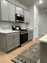 Building Photo - 6028 Gardner Maples Dr SE