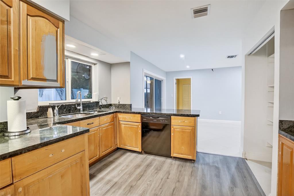 Building Photo - 9430 SW 49th St