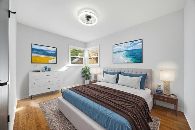 Building Photo - 14921 Lincoln Ave