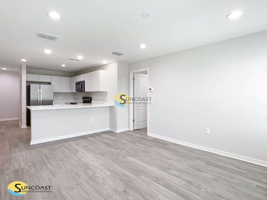 Building Photo - 3821 SW 43rd Ct