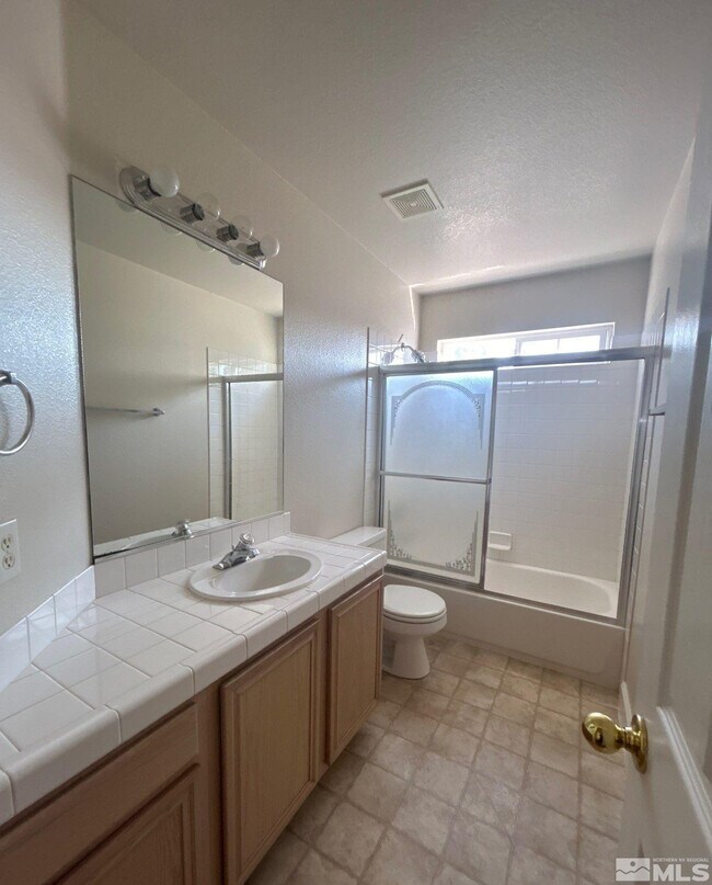 Building Photo - 1465 Ridge Point Dr