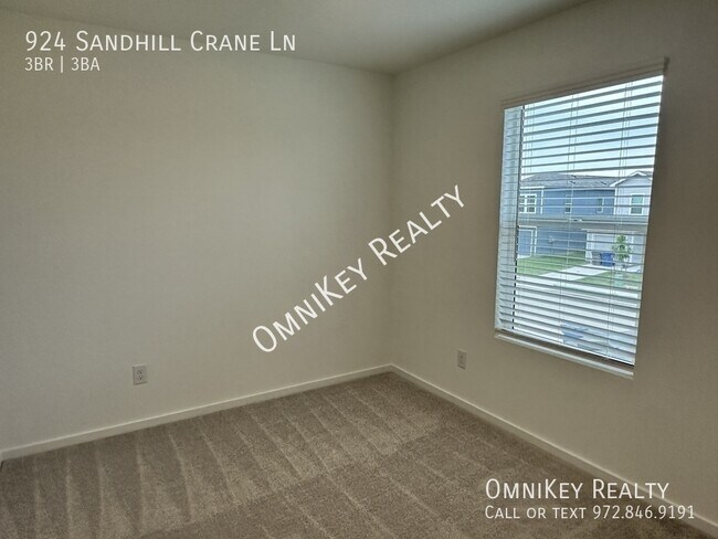 Building Photo - 924 Sandhill Crane Ln