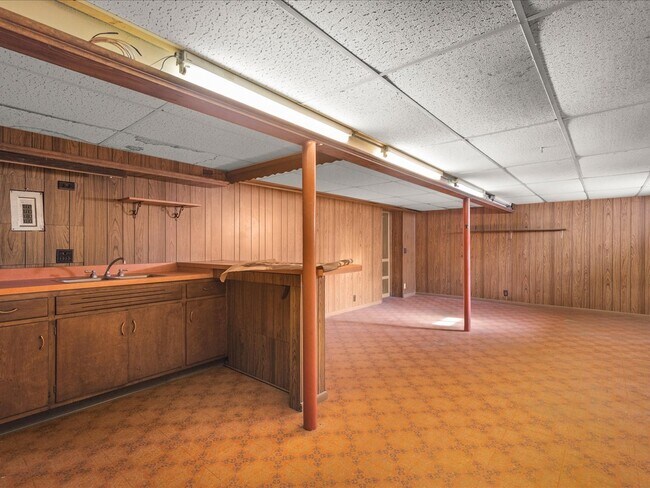 Building Photo - 1111 20th St