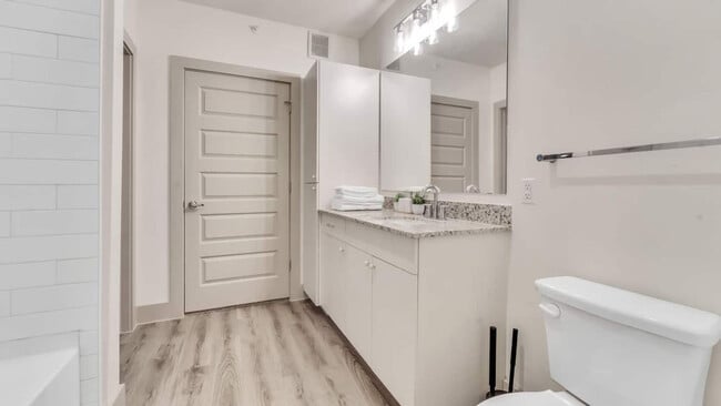 Building Photo - 18210 Park Row Blvd