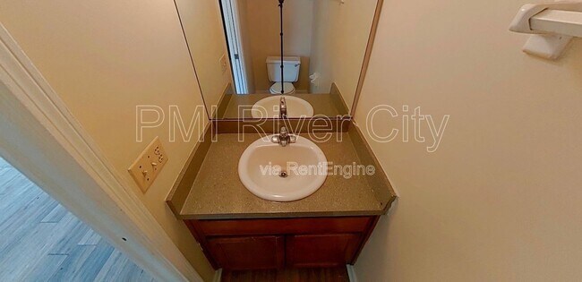 Building Photo - 1202 Maitland Ave