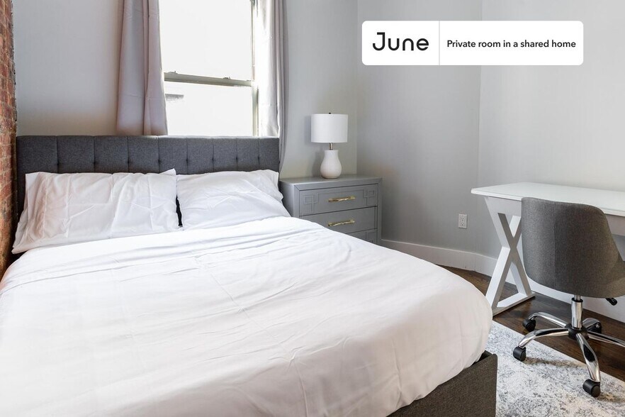 Building Photo - Room in Shared 4 bed/2 bath home