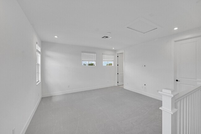 Building Photo - 9524 St Germain Dr