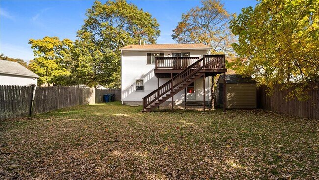 Building Photo - 15 Abbott Ave