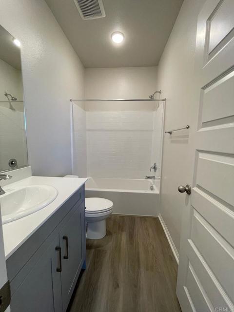 Building Photo - 28325 Via Moscotel