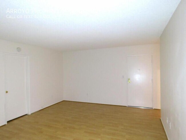 Building Photo - 339 S Catalina