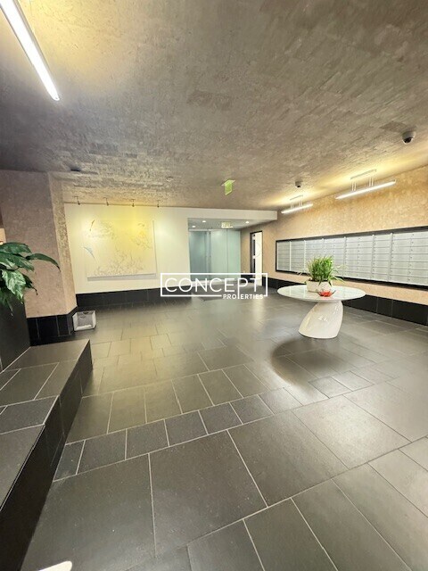 Building Photo - 141 Dorchester Ave