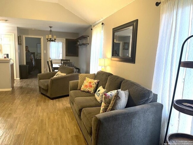 Building Photo - 4210 Field Meadow Dr