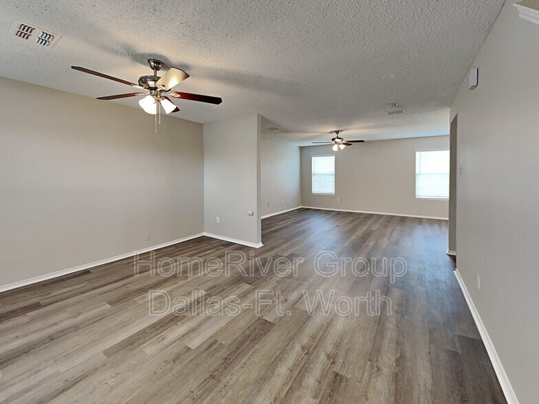 Building Photo - 5324 New Castleton Ln