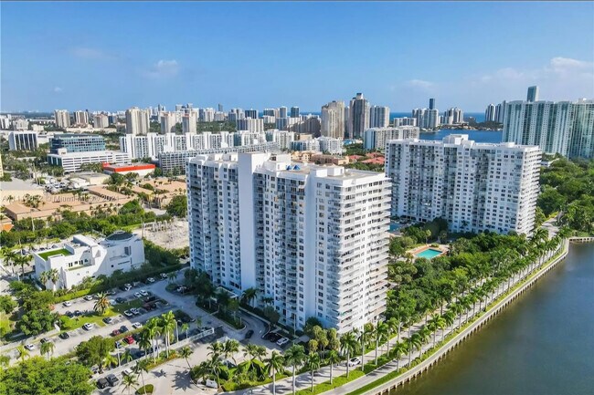 Building Photo - 2801 NE 183rd St