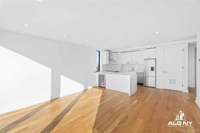 Building Photo - 1-83 Beach 101st St