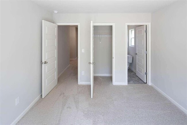 Building Photo - 1494 Townsend Ct