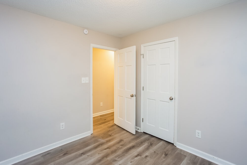 Building Photo - 8908 Chesham Dr