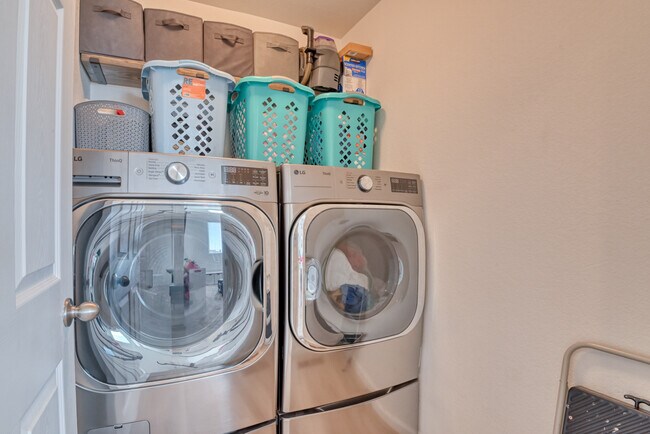 Building Photo - 9857 Beckham St