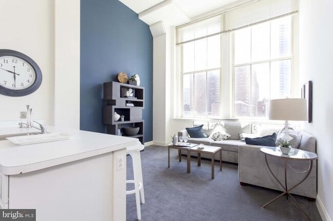 Building Photo - 2121 41 Market Street Unit 713
