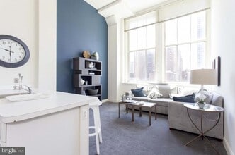 Building Photo - 2121 41 Market Street Unit 618