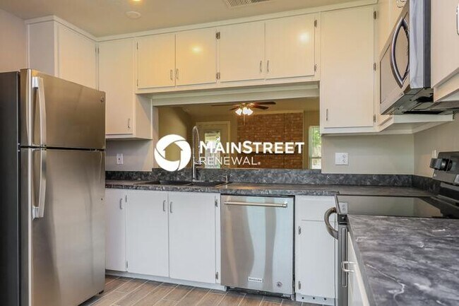 Building Photo - 3 Bedroom Pet-Friendly Home in ROCKWALL, T...