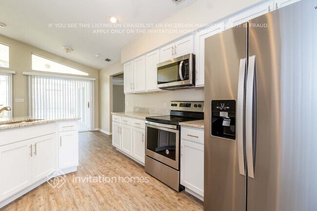 Building Photo - 139 Varsity Cir