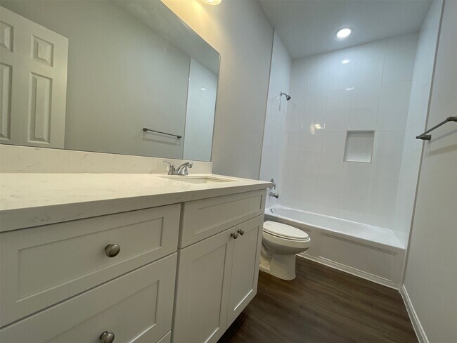 Building Photo - 1561 Rd 5728