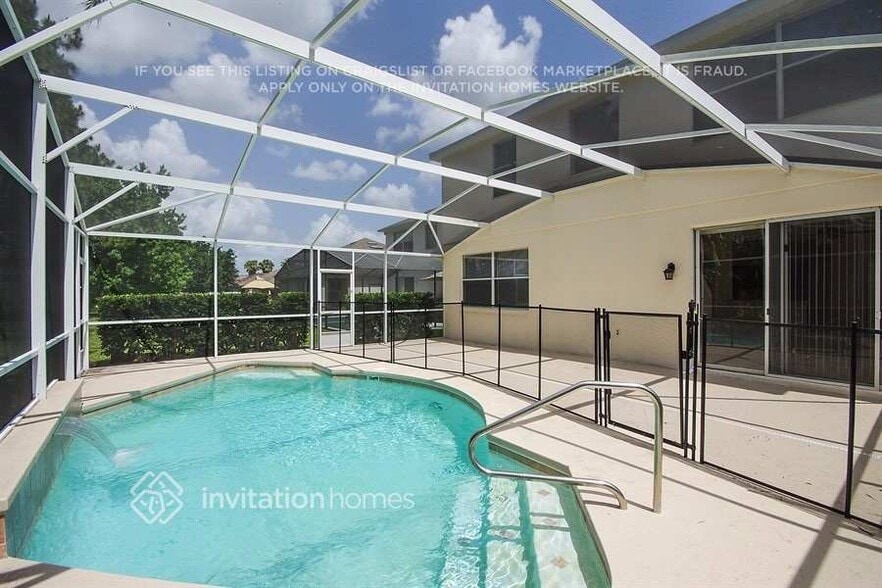 Building Photo - 5011 Bellthorn Dr
