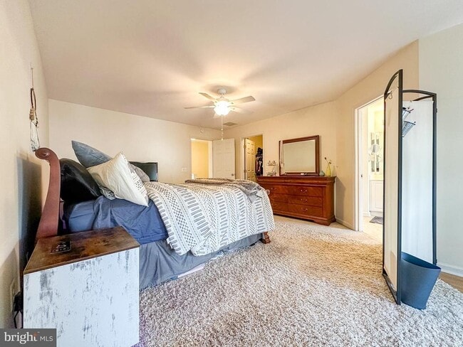 Building Photo - 14358 Haysickle Ct