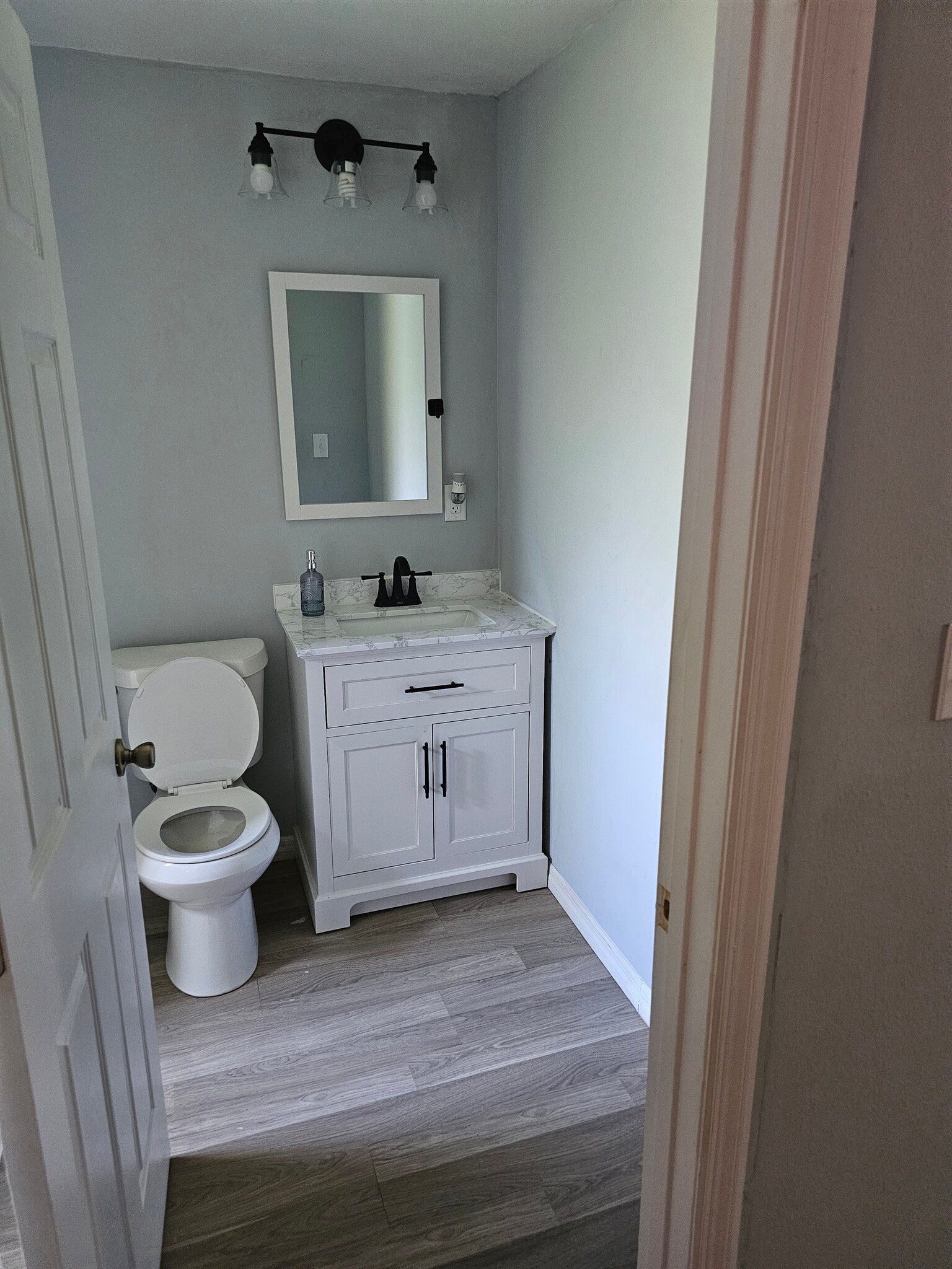 Building Photo - 603 Doby Ave