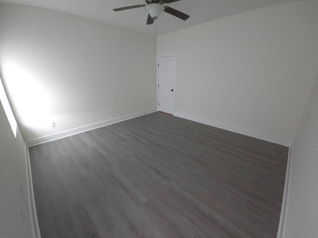 Building Photo - For Rent – 3 Bed | 2 Bath single family ho...