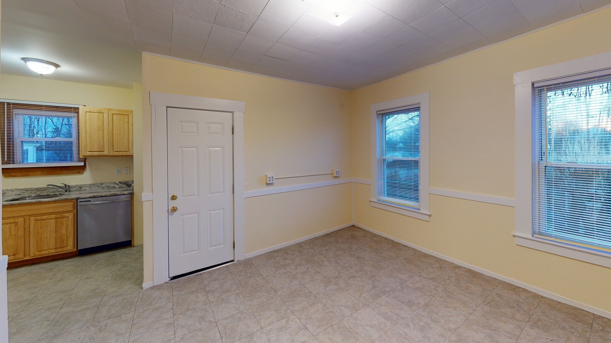 Building Photo - 19 Studley Ave