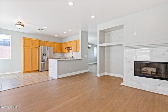 Building Photo - 5909 Viking