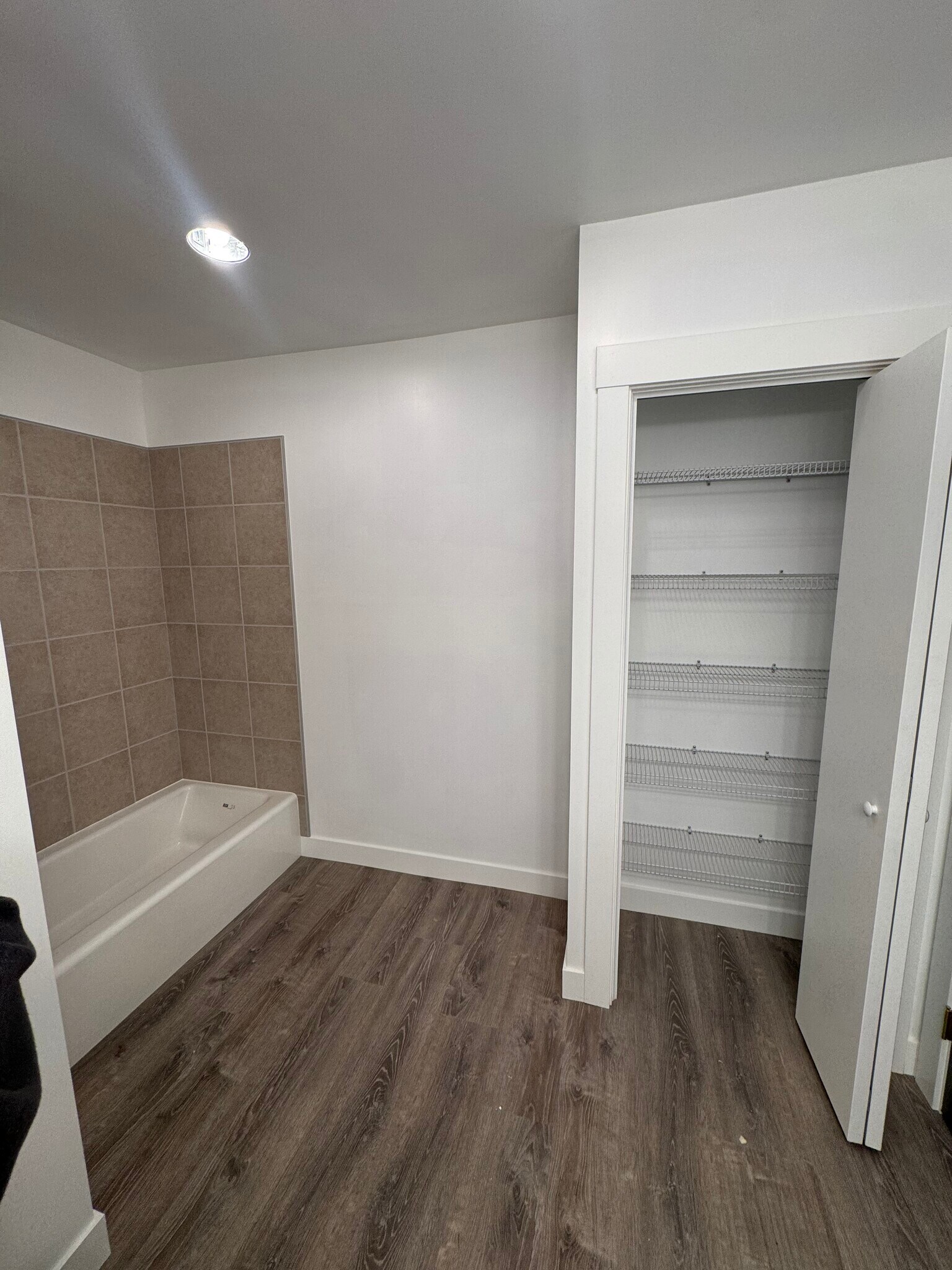 Building Photo - 531 Chicora Rd