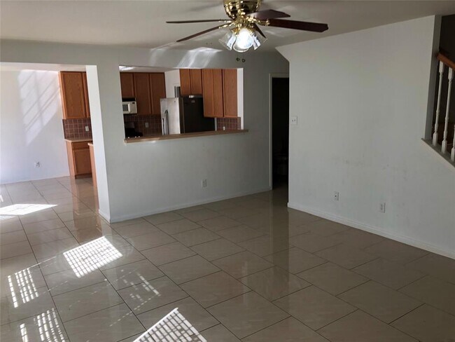 Building Photo - 8531 Ashford Green Ln